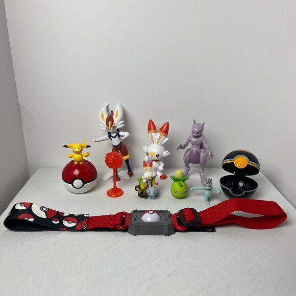 Lot of Pokemon Toys Figurines Balls Nintendo Mewtwo Scorbunny Cinderace Smoliv - Picture 1 of 8